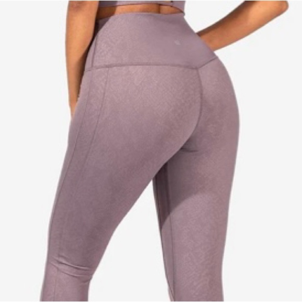 Jed North BRAND NEW Leggings size LARGE eggplant HIGH WAISTED
